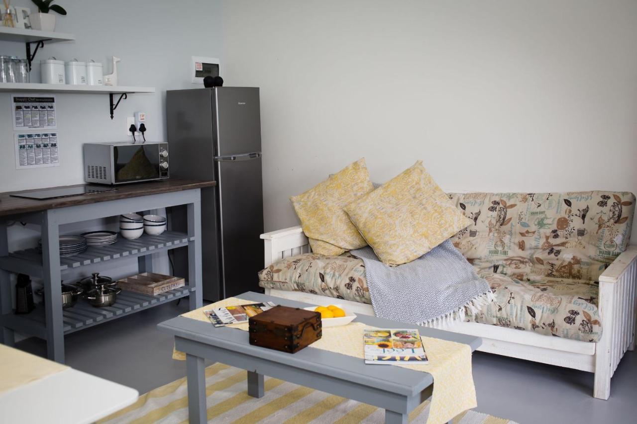 Three Feathers Cottages Langebaan Eksteriør billede