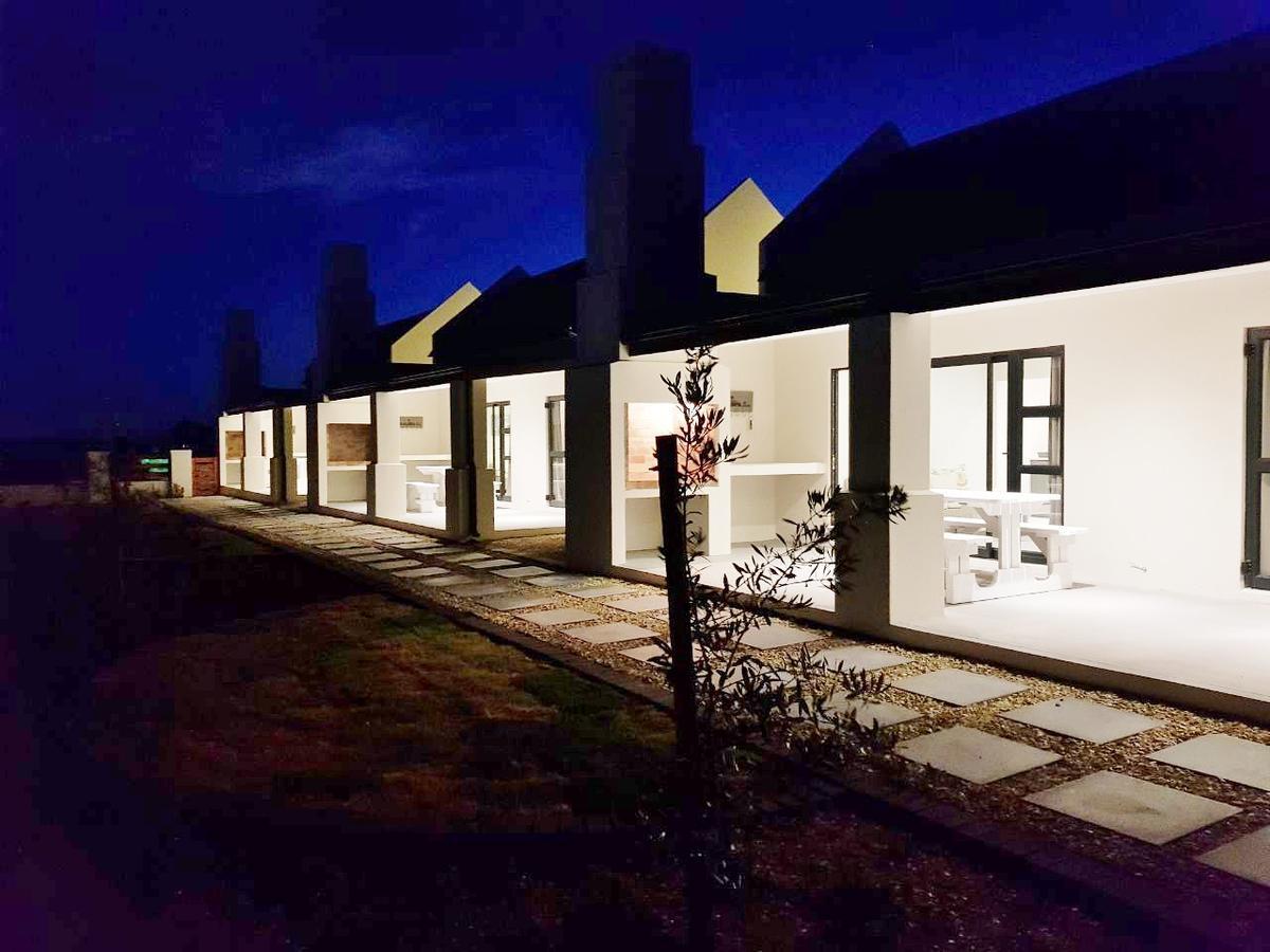 Three Feathers Cottages Langebaan Eksteriør billede