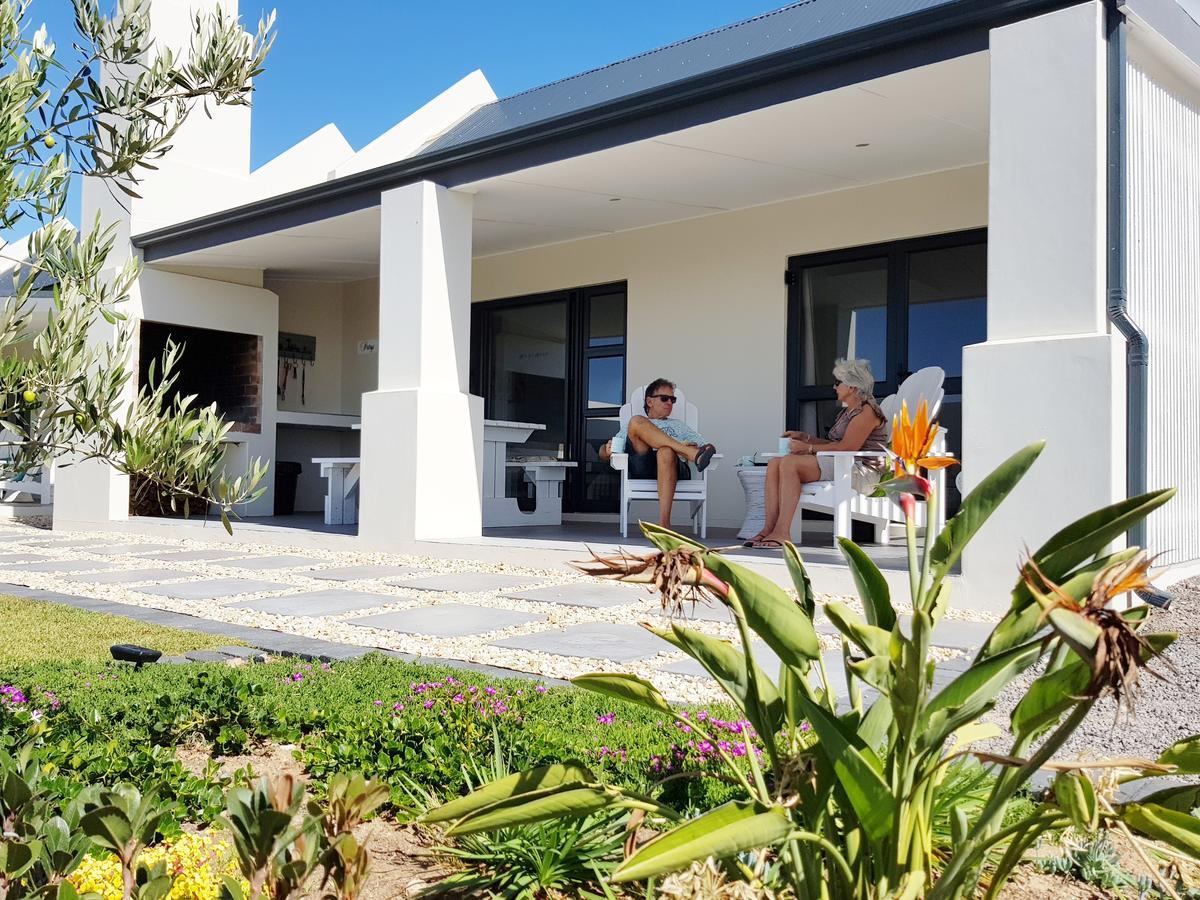 Three Feathers Cottages Langebaan Eksteriør billede