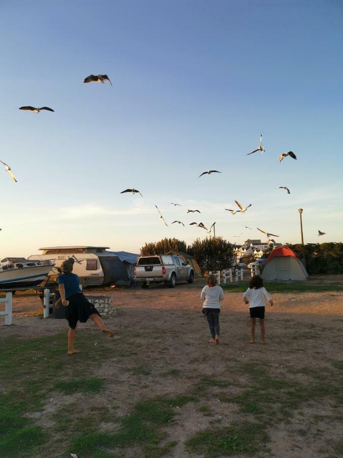 Three Feathers Cottages Langebaan Eksteriør billede