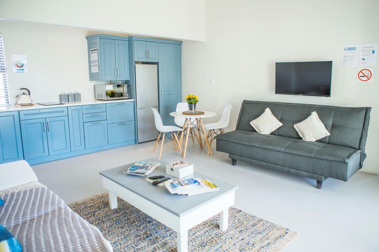 Three Feathers Cottages Langebaan Eksteriør billede