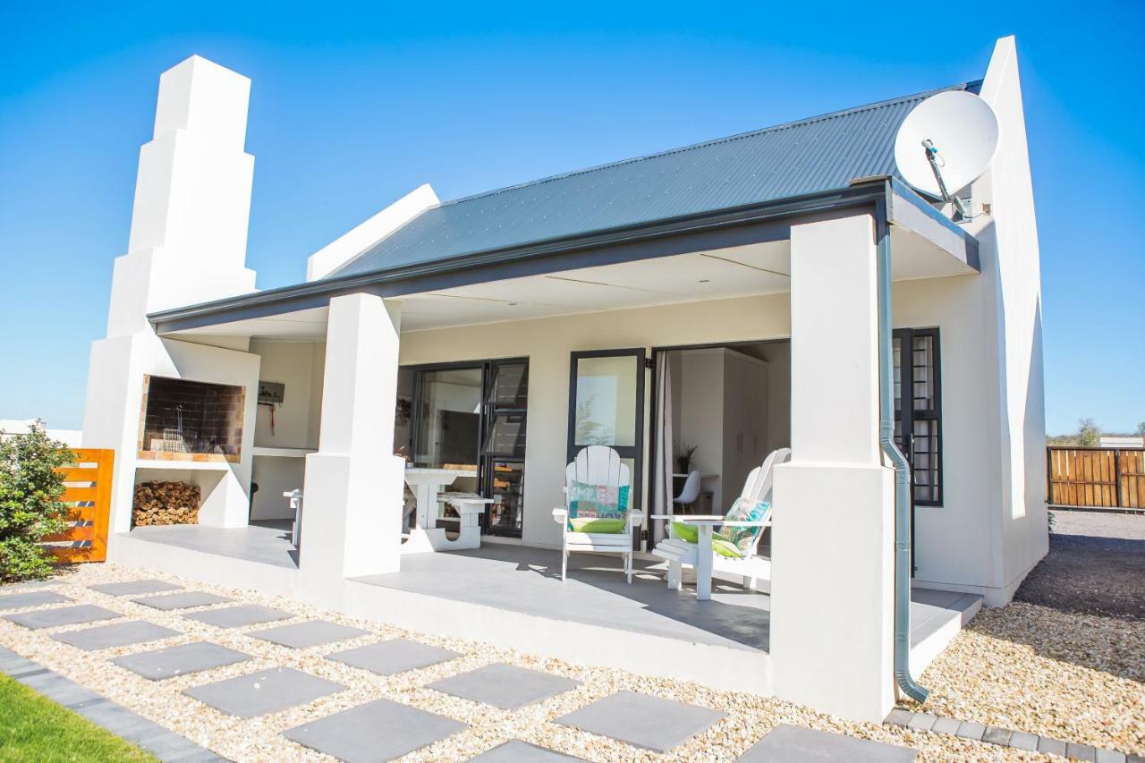 Three Feathers Cottages Langebaan Eksteriør billede